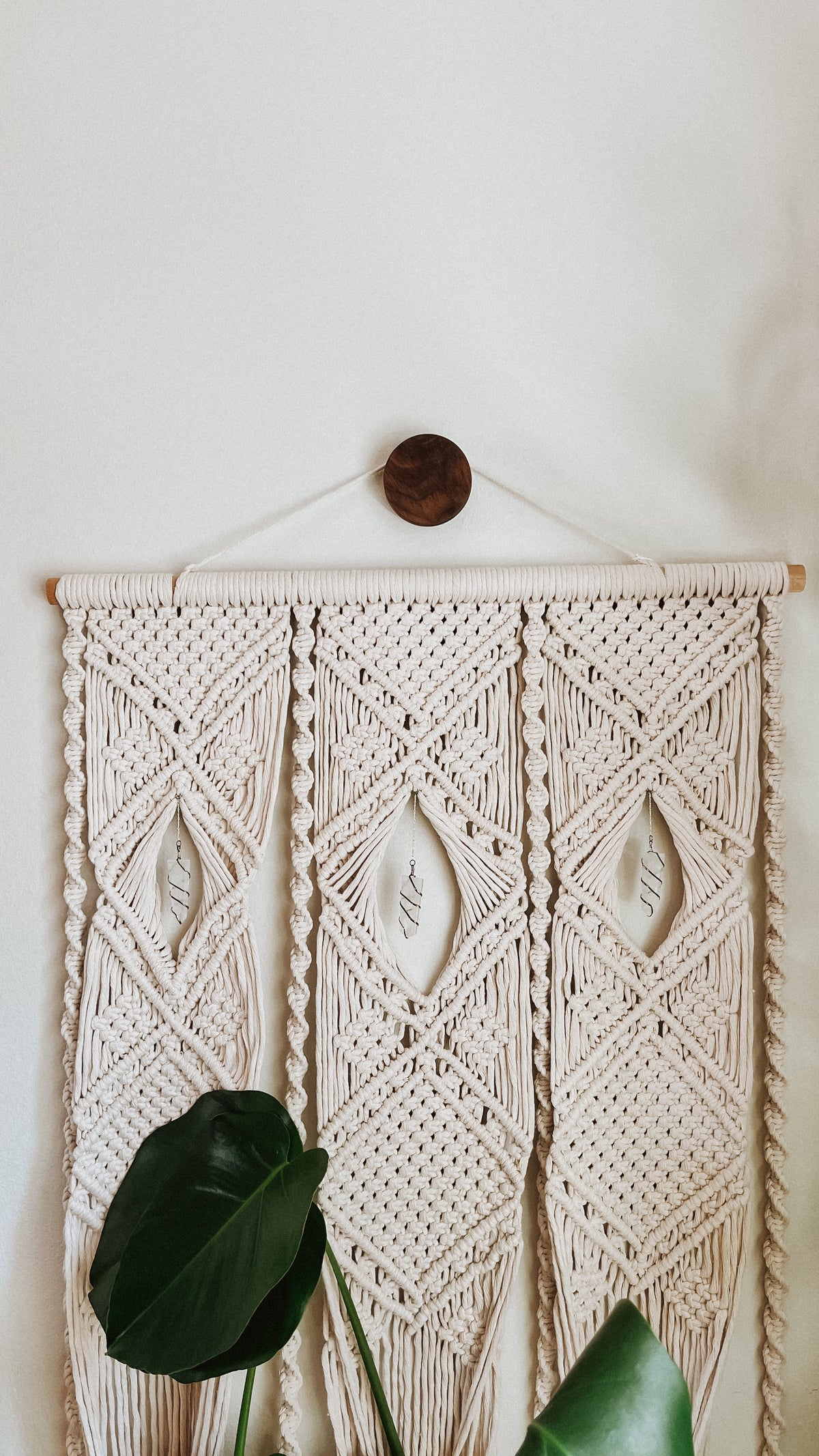 The “Puck” Wooden Wall Hook