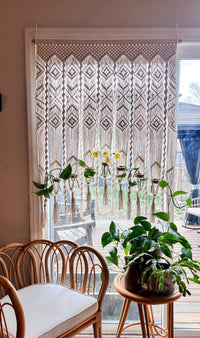 7-Plant Curtain Macramé Plant Hanger